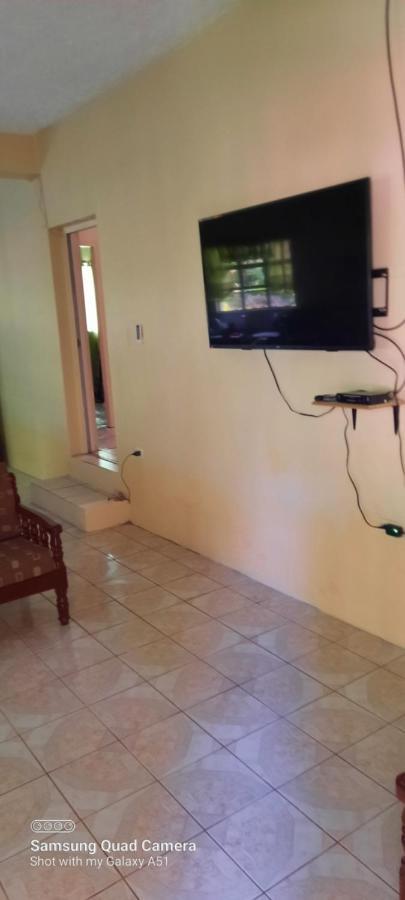Western Tobago Cozy 3 Bedroom Retreat Arnos Vale Exterior photo